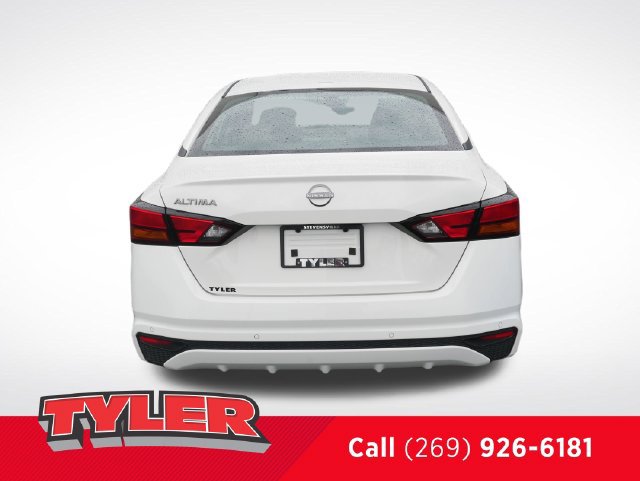 Used 2025 Nissan Altima 2.5 SV FWD image 7