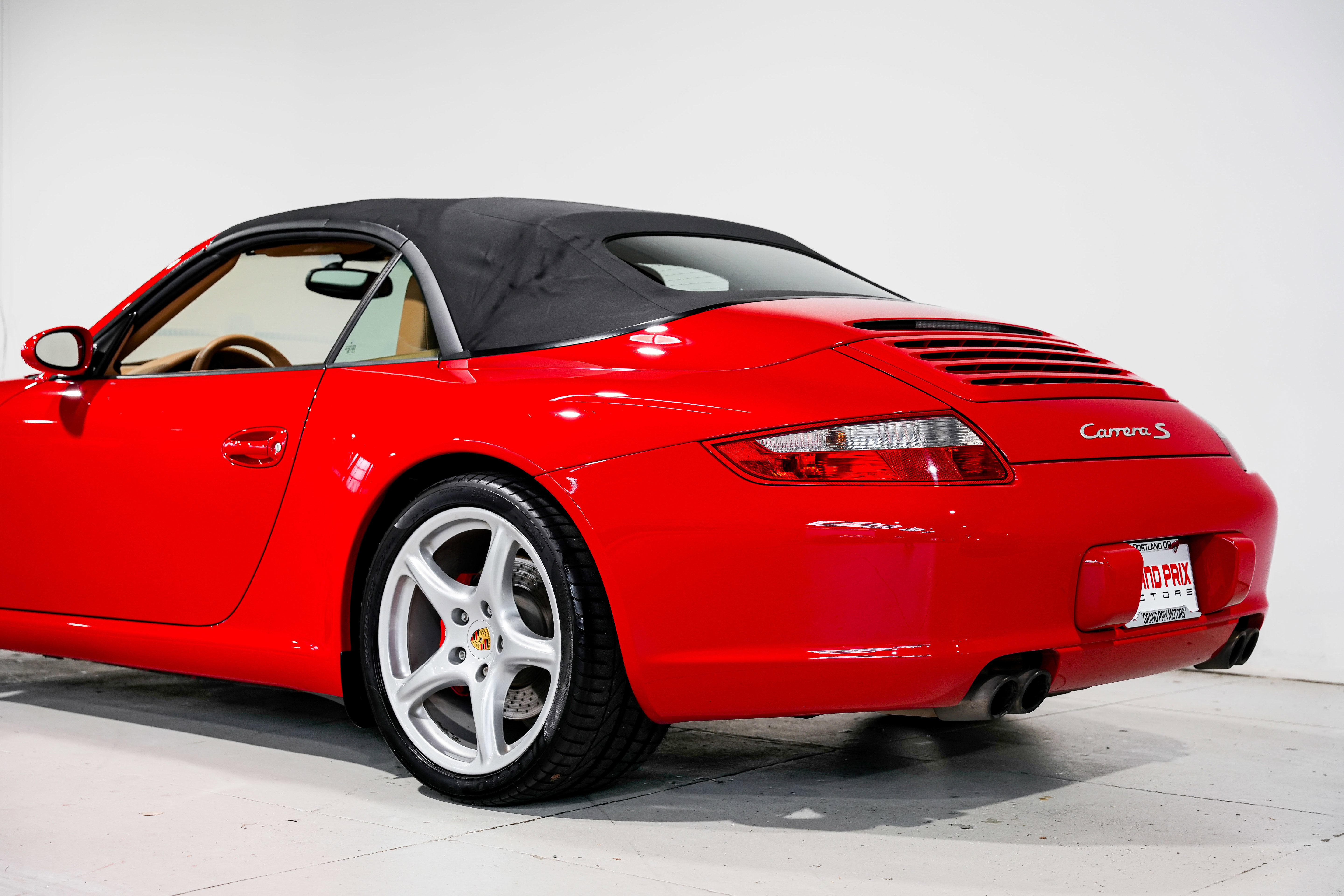 Used 2006 Porsche 911 Carrera S image 32