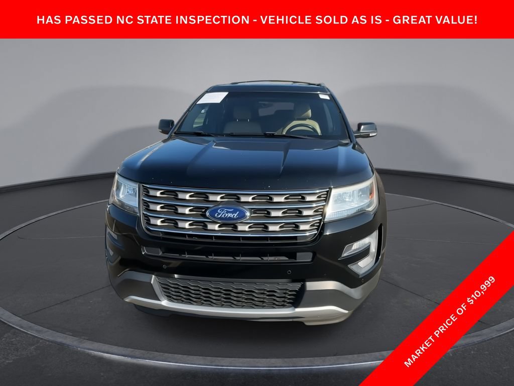 Used 2016 Ford Explorer XLT w/ Equipment Group 202A FWD image 3