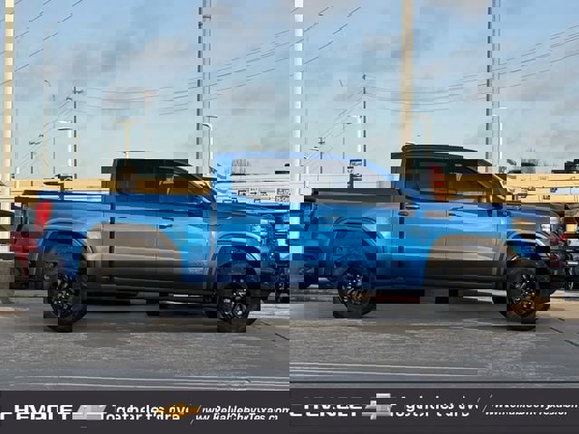 Certified 2023 GMC Sierra 1500 AT4X image 5