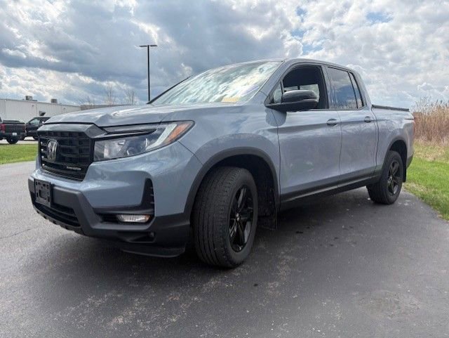 Used 2023 Honda Ridgeline Black Edition image 3