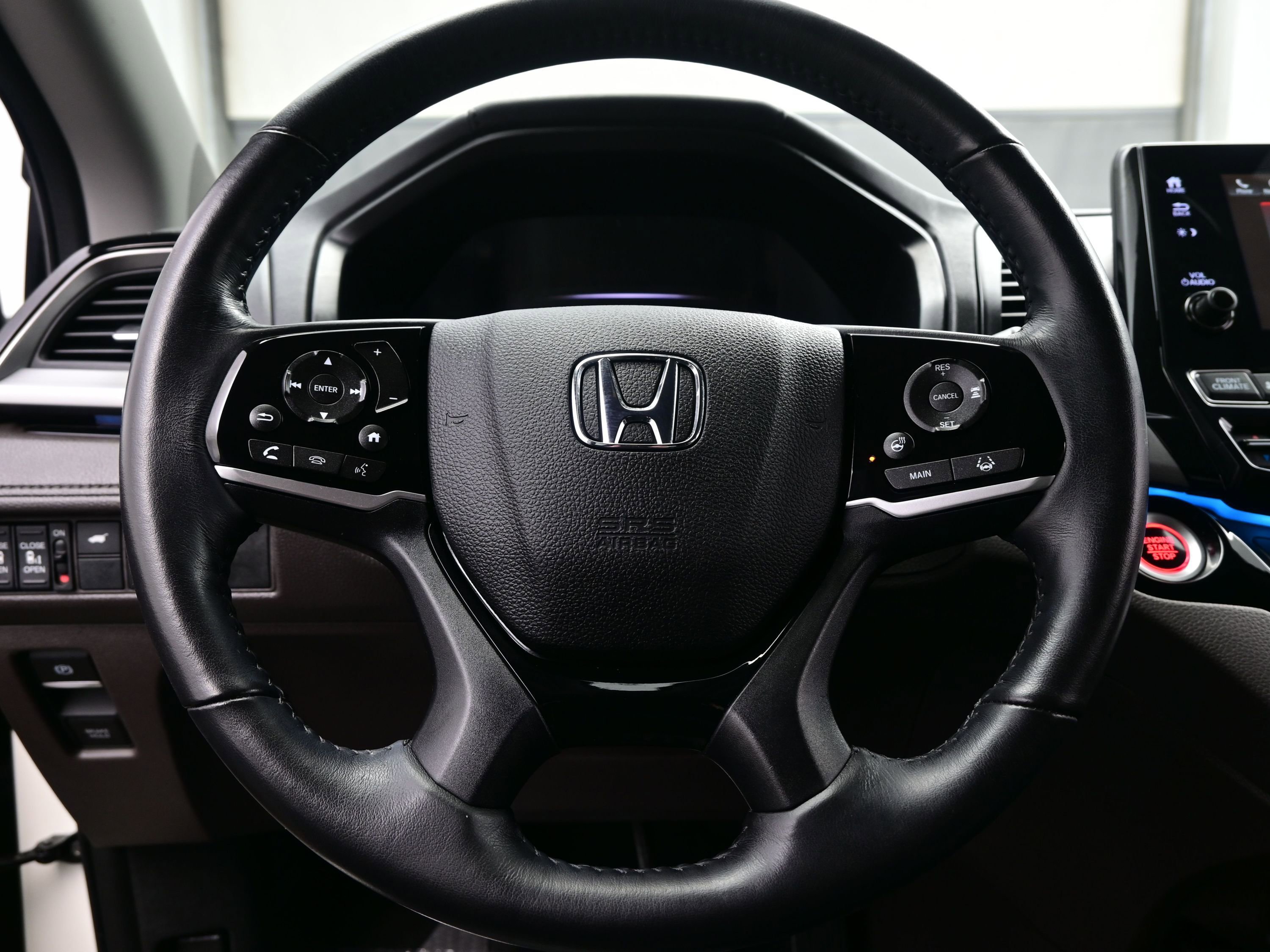 Used 2019 Honda Odyssey Elite image 25