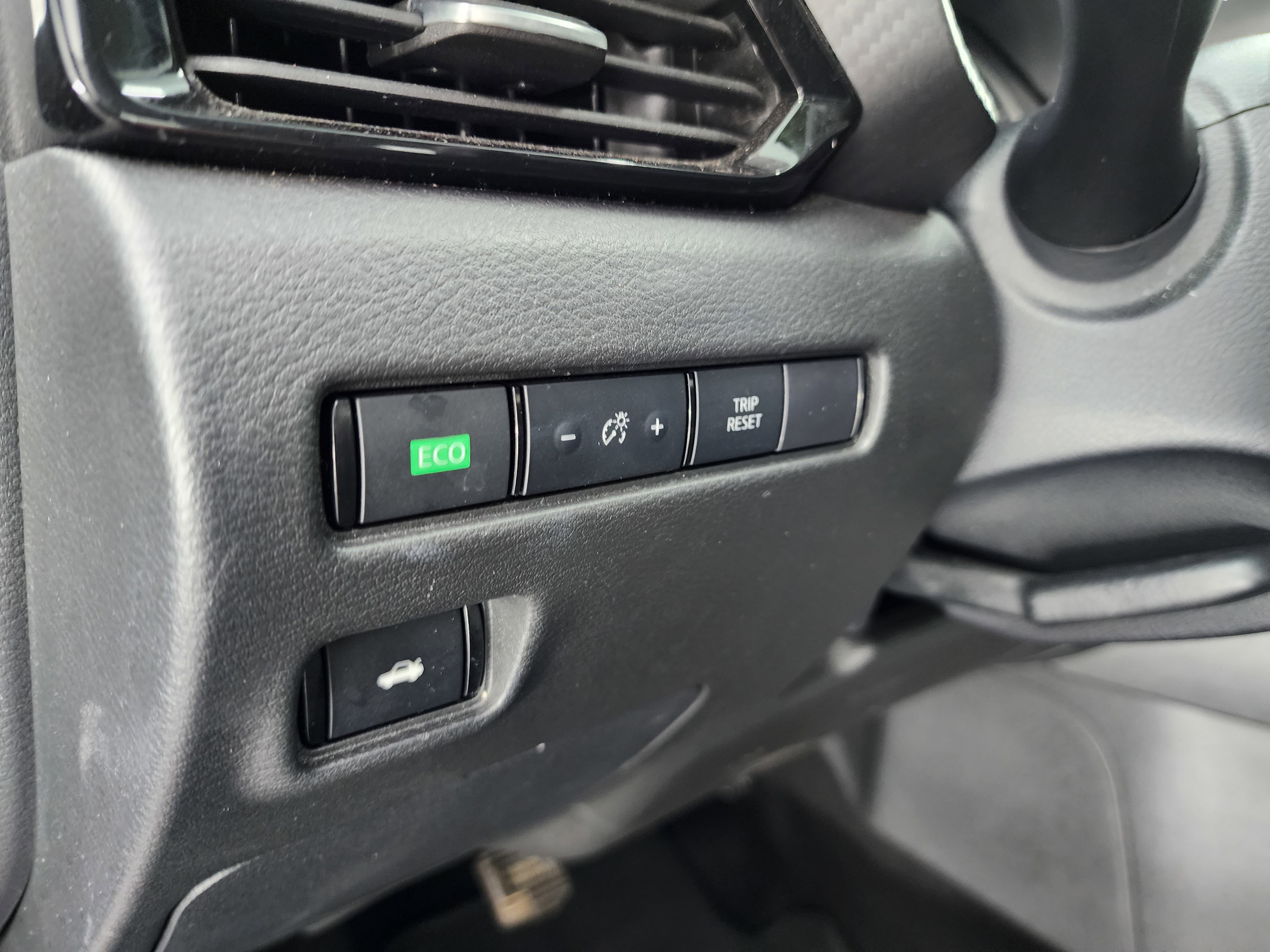 Used 2023 Nissan Sentra SV image 36