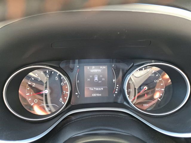 Used 2020 Jeep Compass Latitude FWD image 7