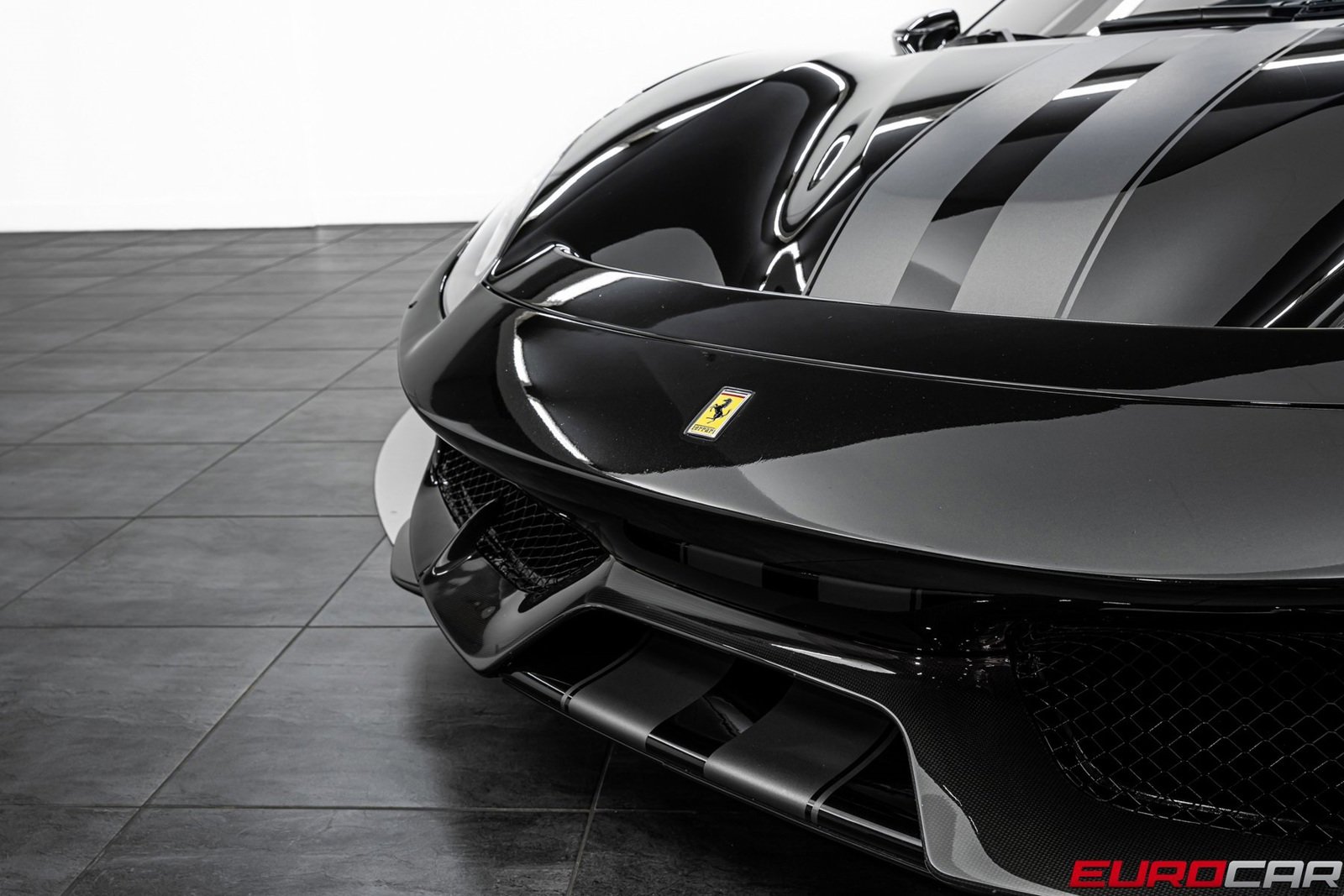 Used 2019 Ferrari 488 Pista Coupe image 12