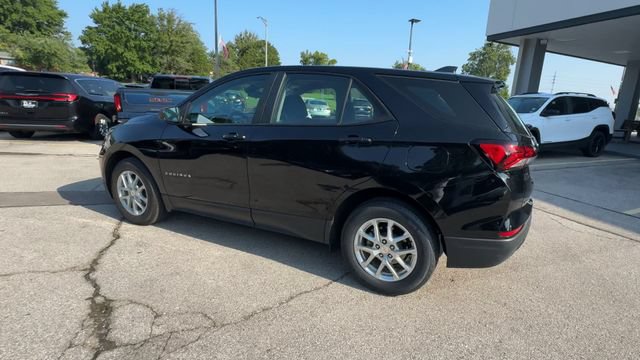 Used 2023 Chevrolet Equinox LS FWD image 6
