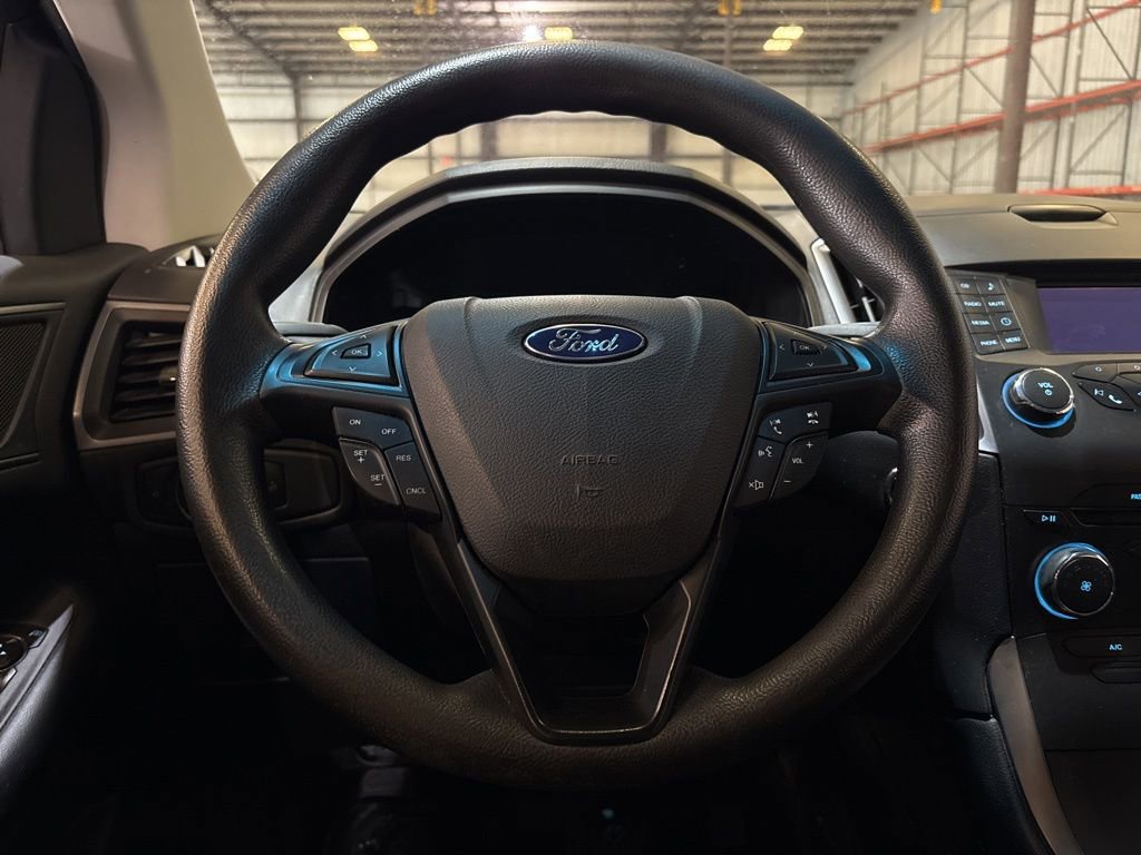 Used 2016 Ford Edge SE AWD/4WD image 16
