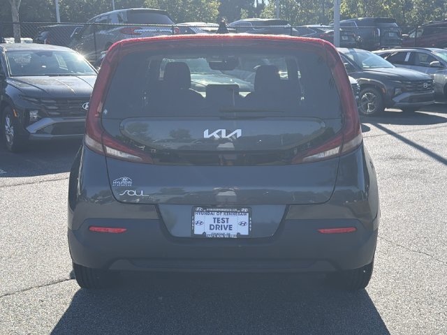 Used 2022 Kia Soul LX w/ Technology Package FWD image 7