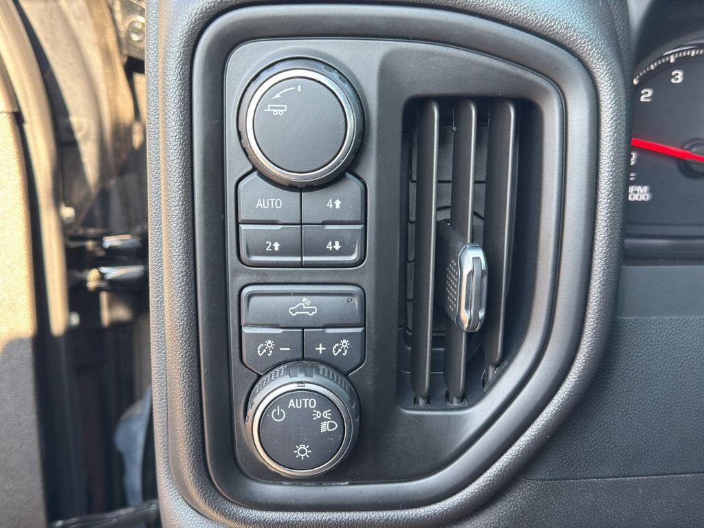Used 2023 Chevrolet Silverado 1500 Custom Trail Boss AWD/4WD image 14