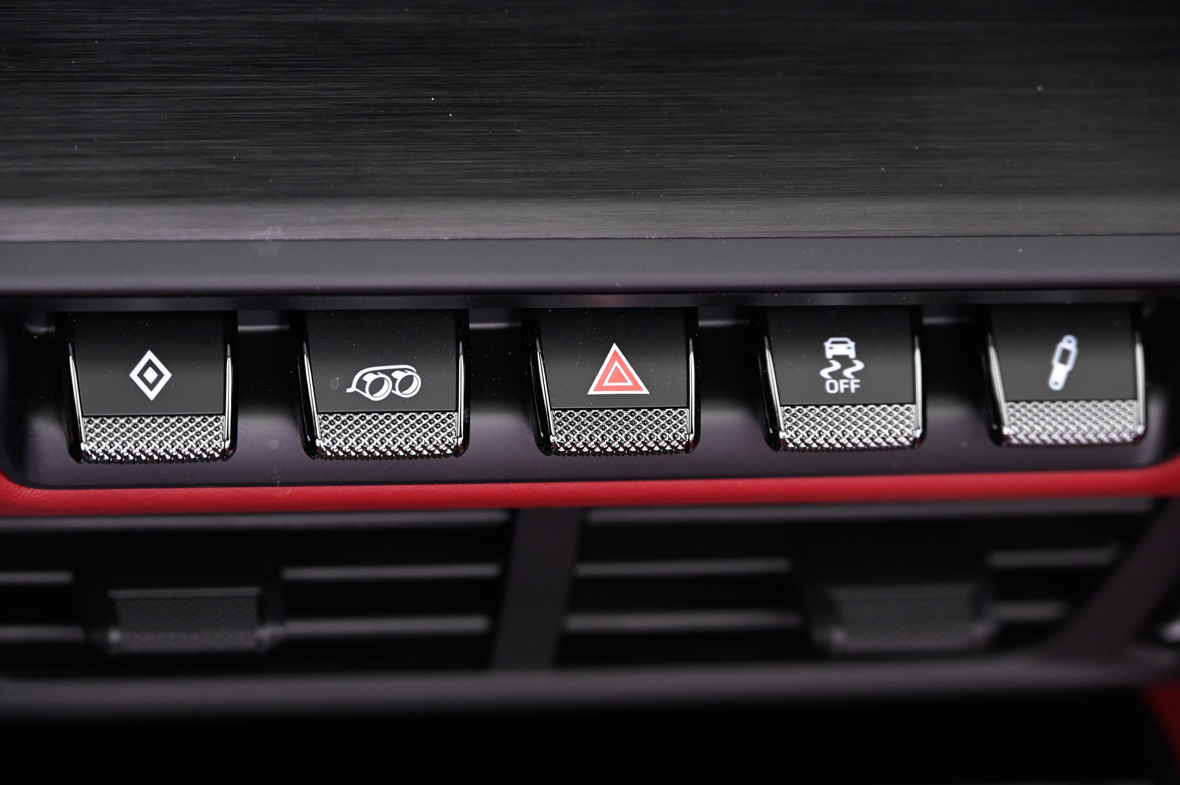 Used 2026 Porsche 911 Carrera GTS image 32