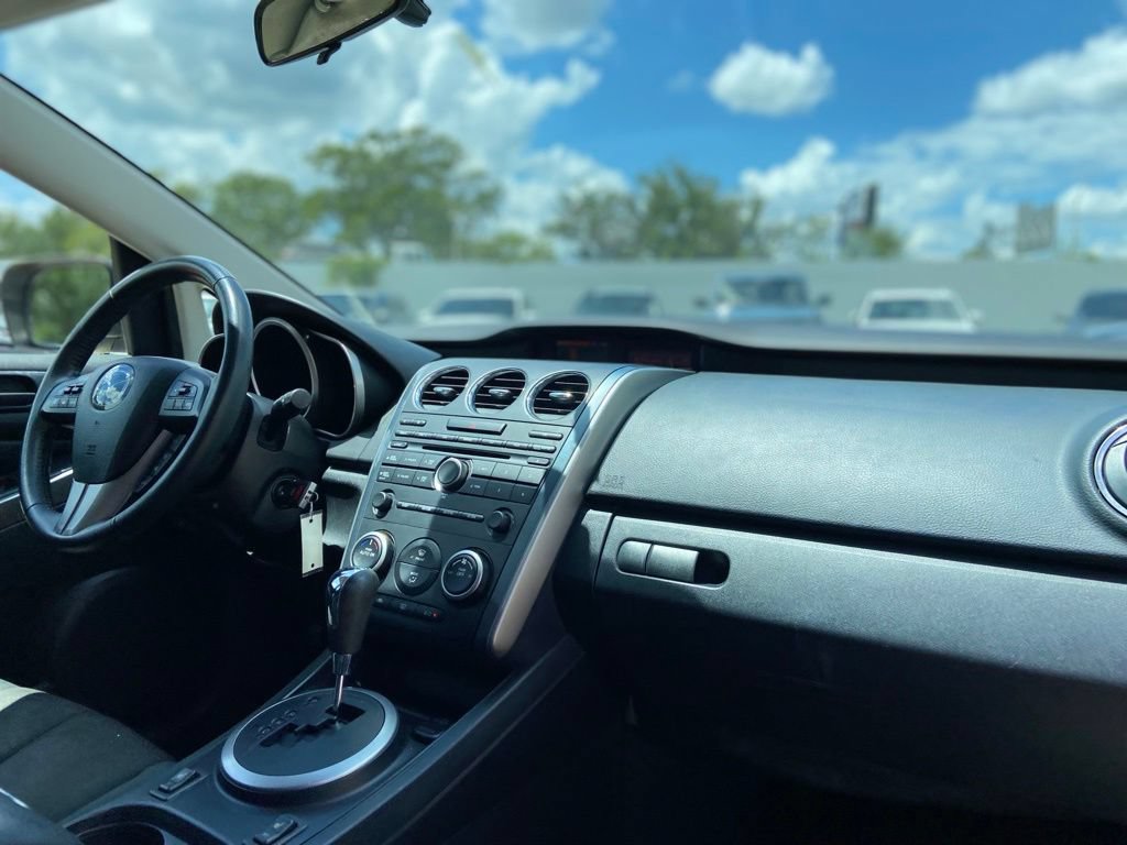Used 2011 MAZDA CX-7 i Sport w/ Convenience Pkg FWD image 17