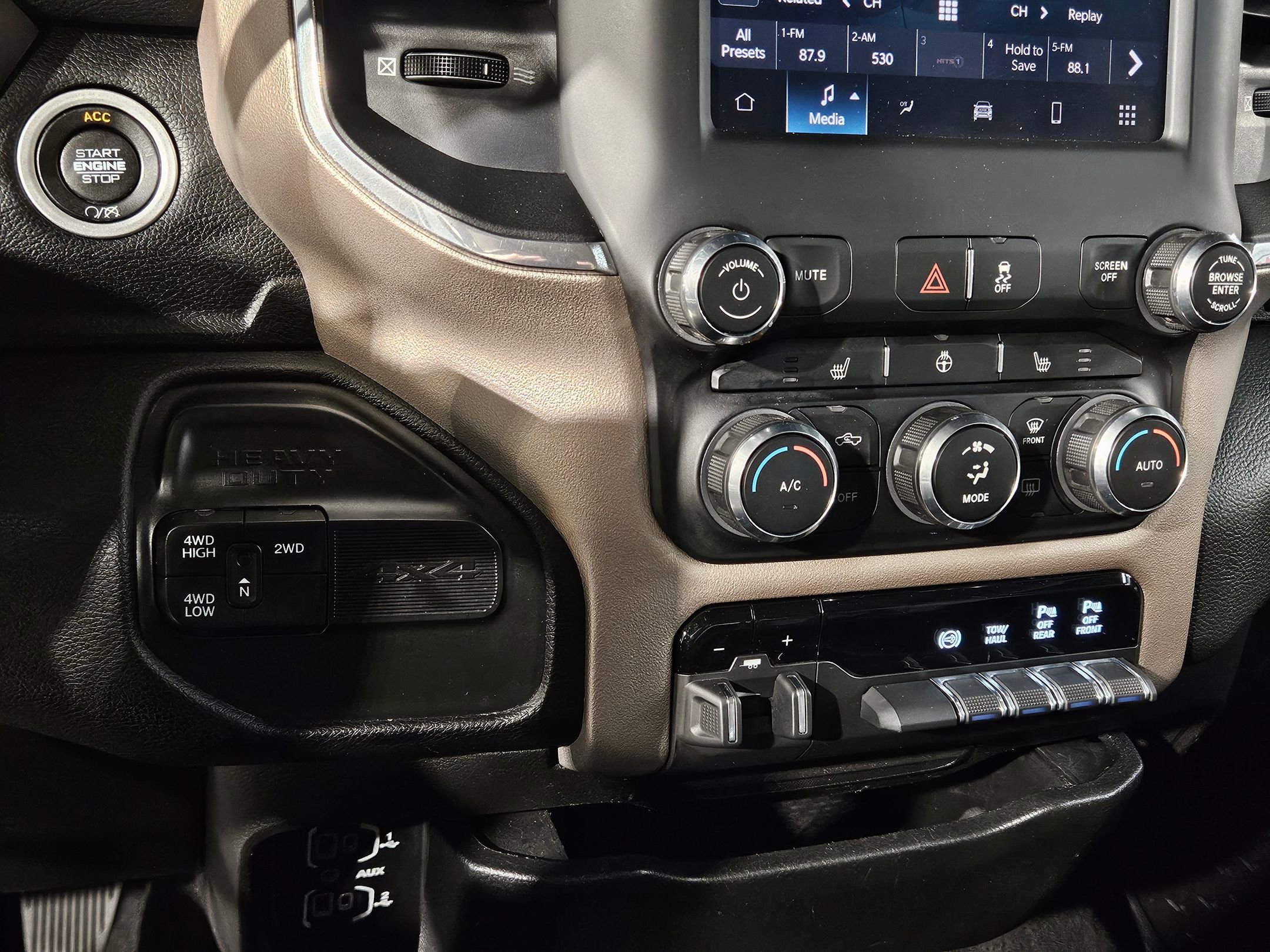 Used 2022 RAM 2500 Laramie image 30