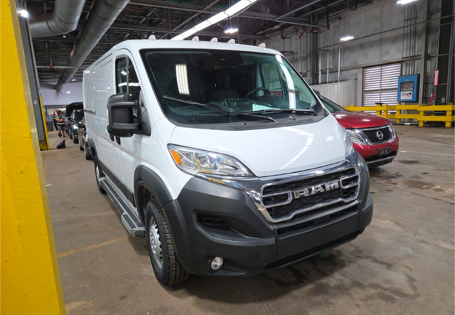 Used 2025 RAM ProMaster 2500 w/ U-Haul Equipment Group FWD image 1