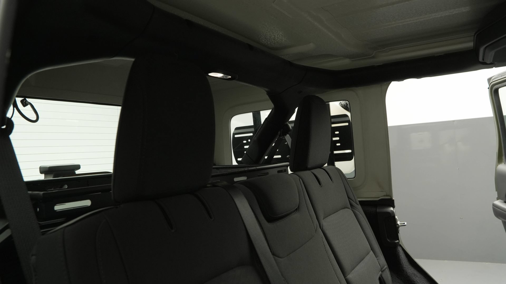 Used 2021 Jeep Wrangler Unlimited Sport AWD/4WD image 34