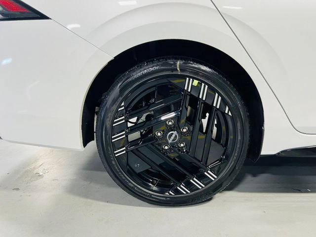 New 2026 Nissan Sentra SR w/ SR All Weather Package FWD image 10