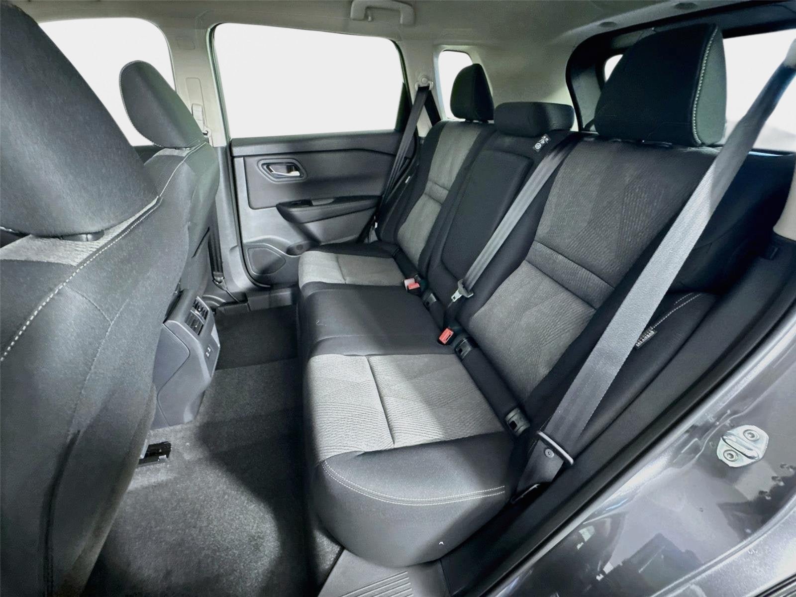 New 2026 Nissan Rogue SV FWD image 20