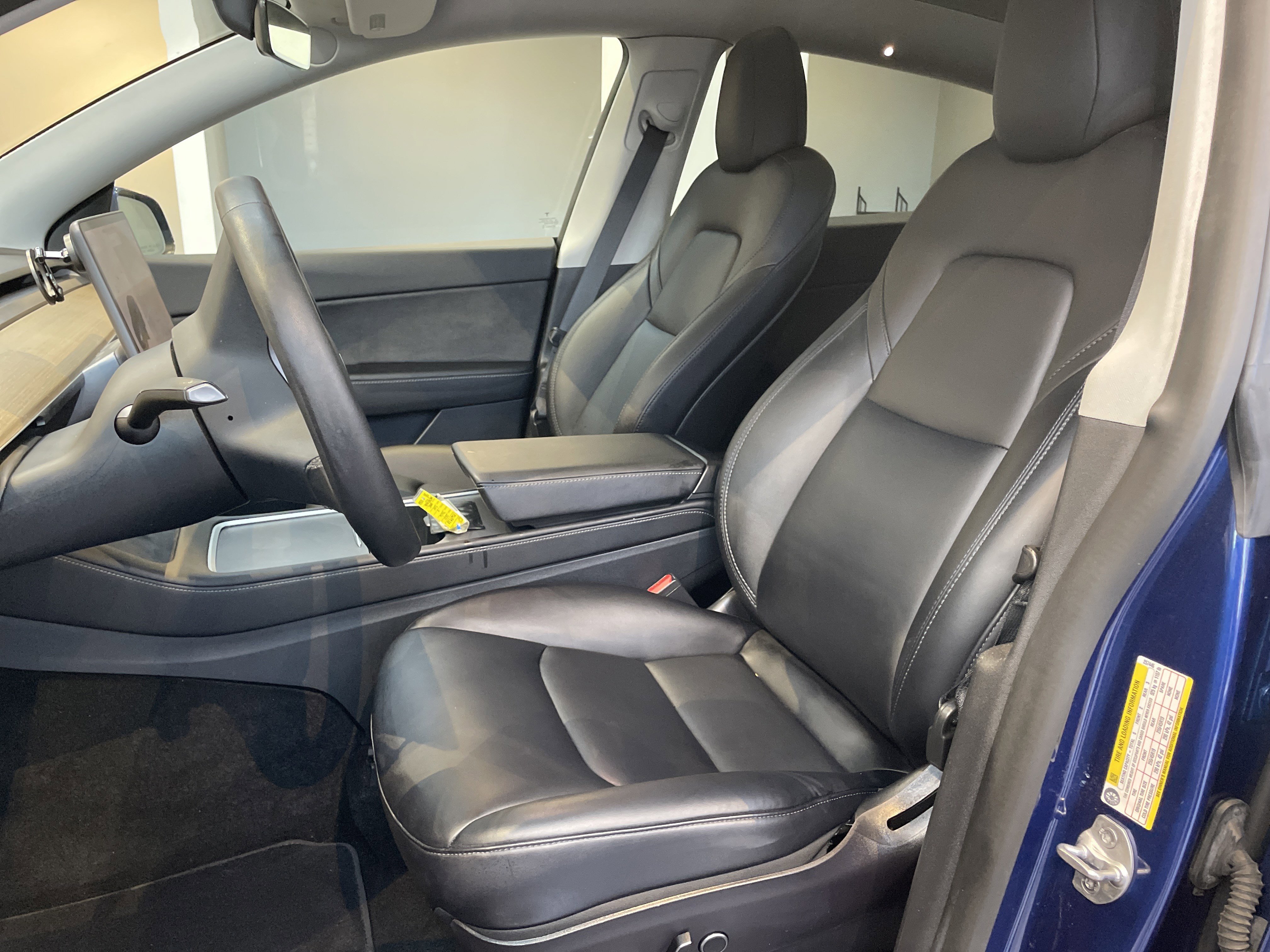 Used 2021 Tesla Model Y Long Range AWD/4WD image 17