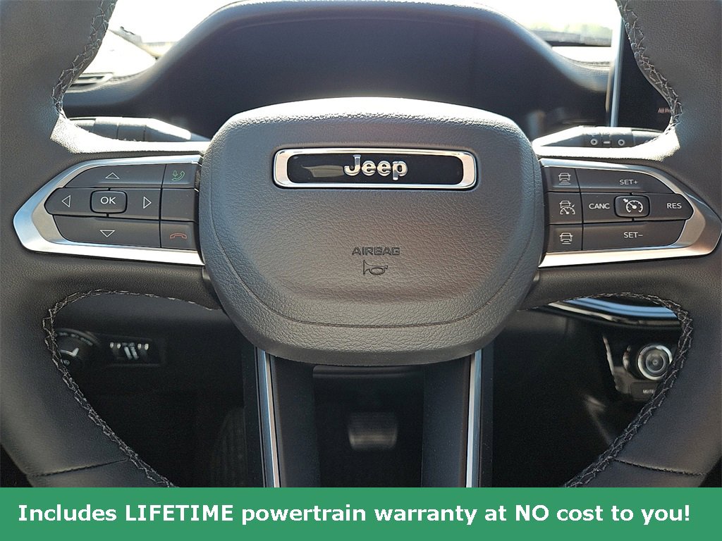 New 2026 Jeep Compass Latitude image 19