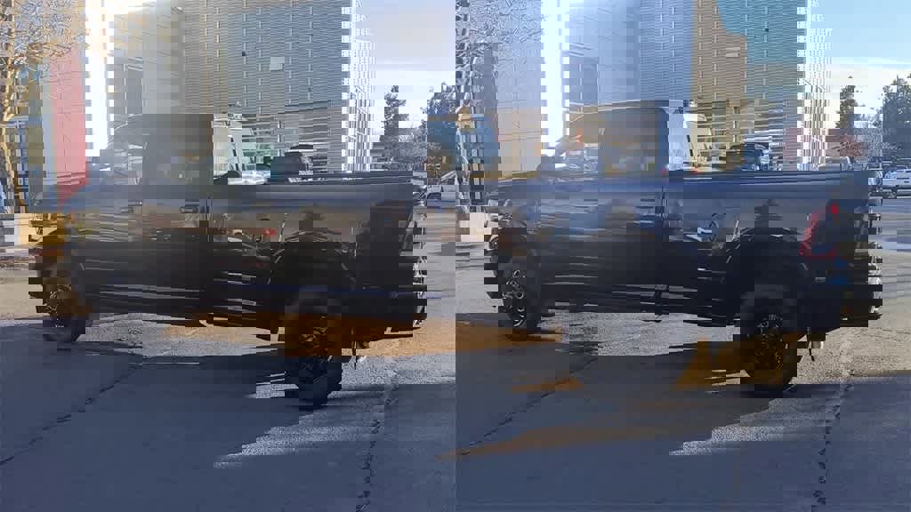 Used 2021 RAM 3500 Limited image 6