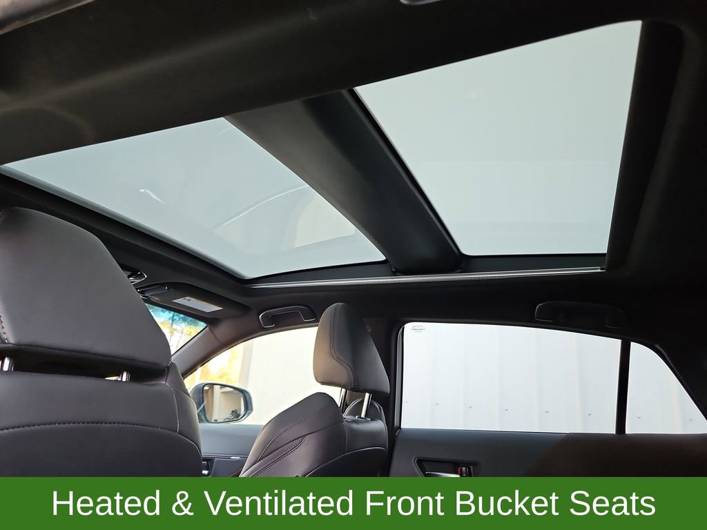 Used 2021 Toyota Venza Limited image 25