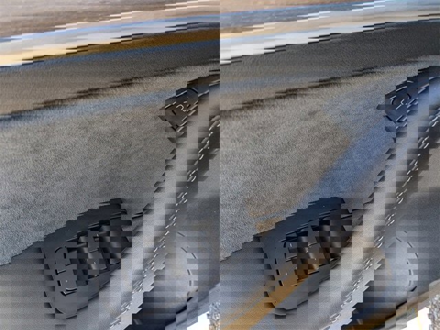 Used 2023 Tesla Model 3 Performance image 39