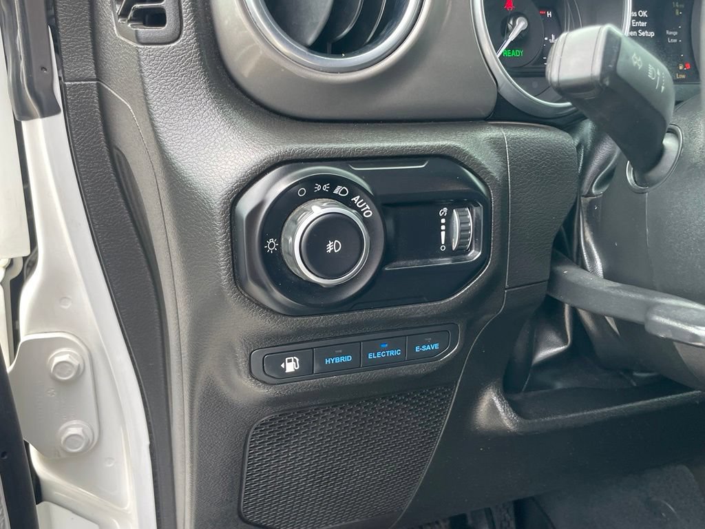 Used 2023 Jeep Wrangler Unlimited Rubicon 4xe AWD/4WD image 12