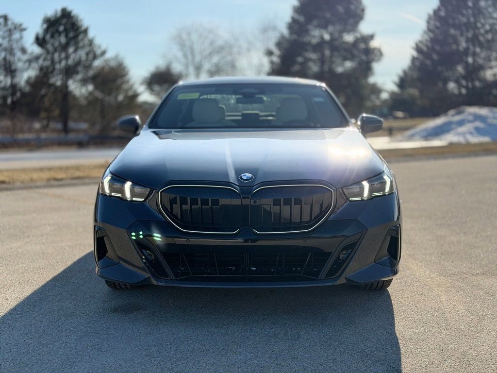 New 2026 BMW 530i xDrive w/ M Sport Package AWD/4WD image 9