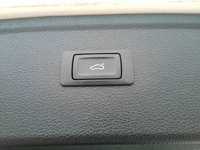 Used 2020 Audi Q5 2.0T Premium image 25