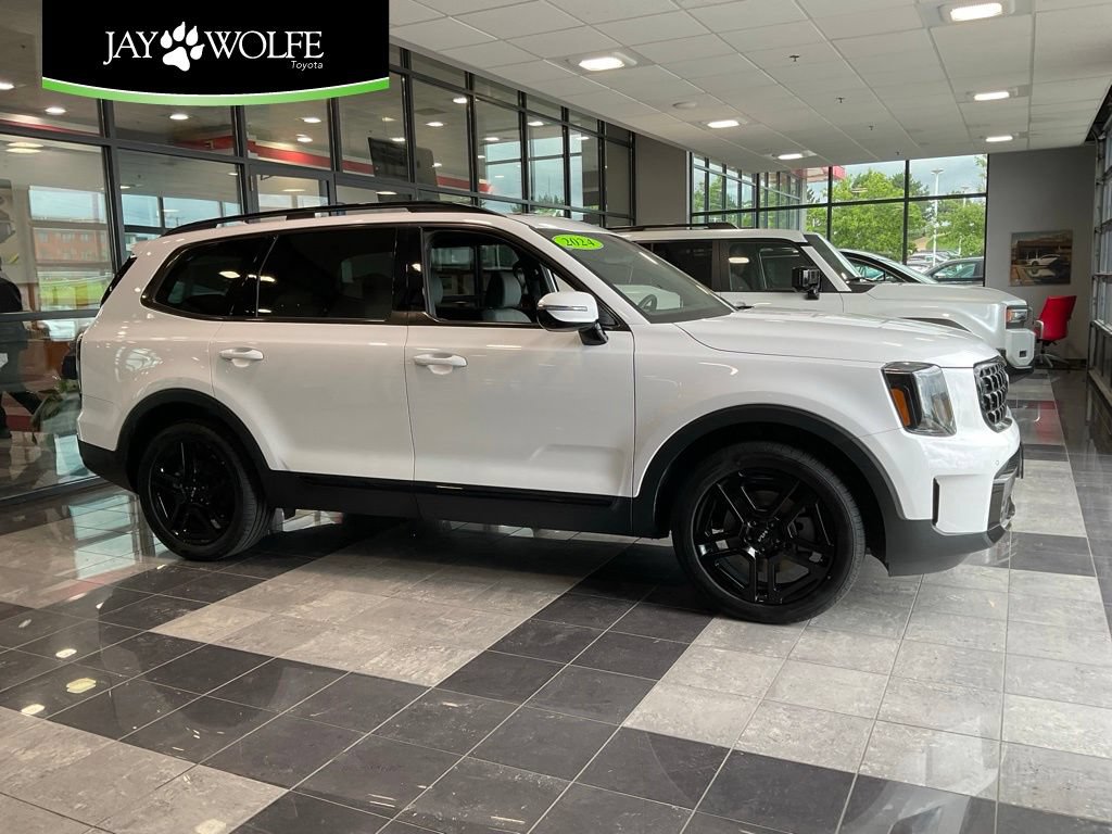 Used 2024 Kia Telluride SX X-Line AWD/4WD image 1