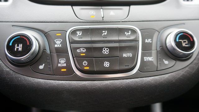 Used 2024 Chevrolet Malibu LT image 18