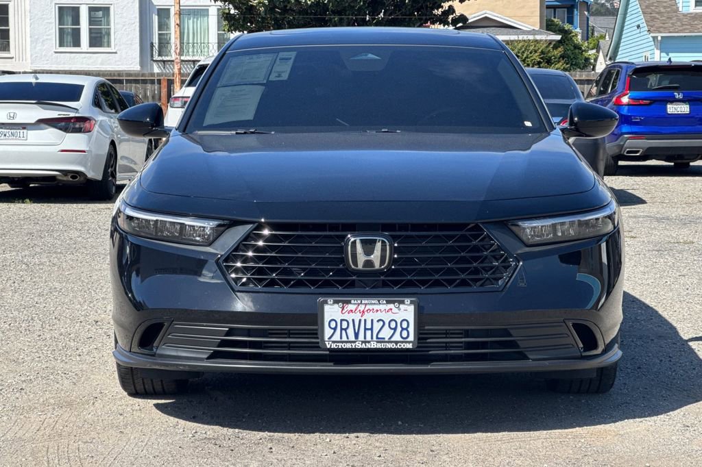 Certified 2025 Honda Accord SE image 9