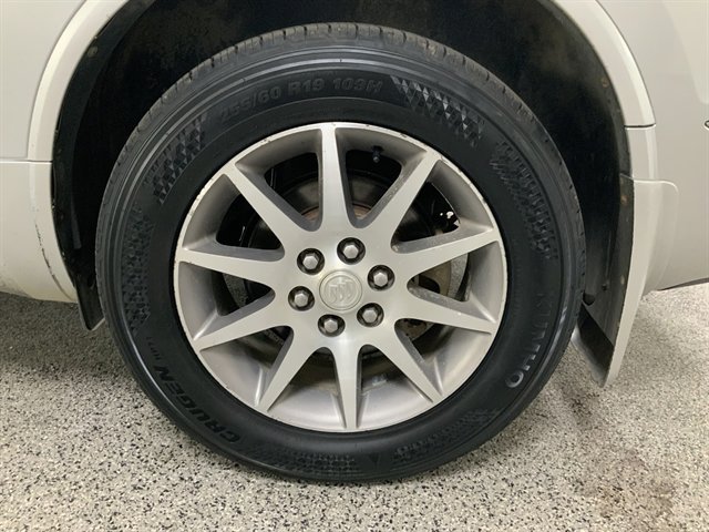 Used 2015 Buick Enclave Leather w/ Trailering Package image 10