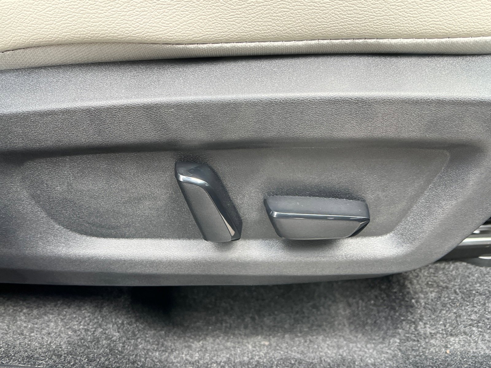 New 2025 Nissan Murano SL w/ Cargo Package image 16