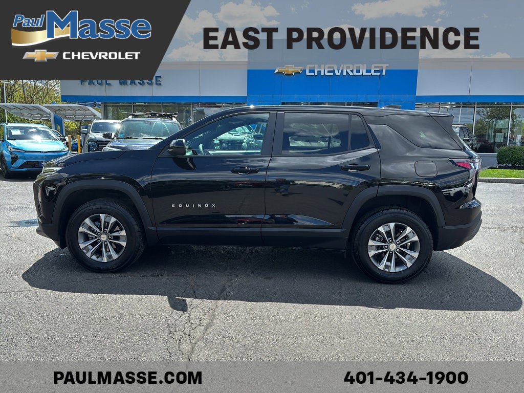 Used 2025 Chevrolet Equinox LT FWD image 4