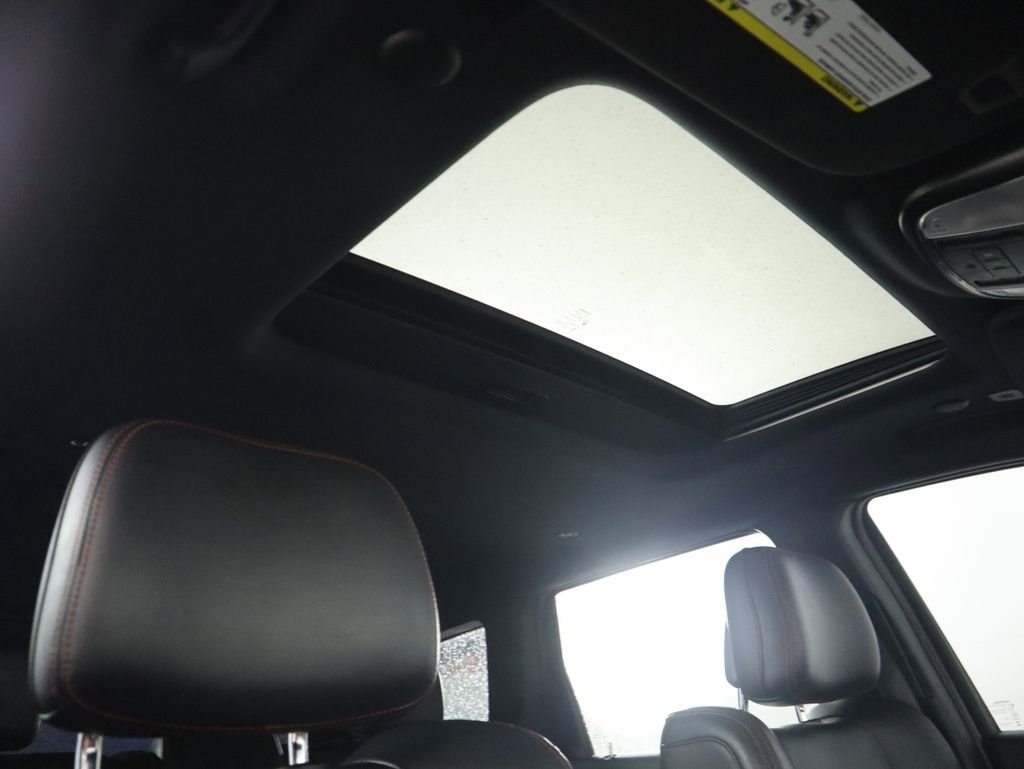 Used 2021 Jeep Grand Cherokee Trailhawk image 19