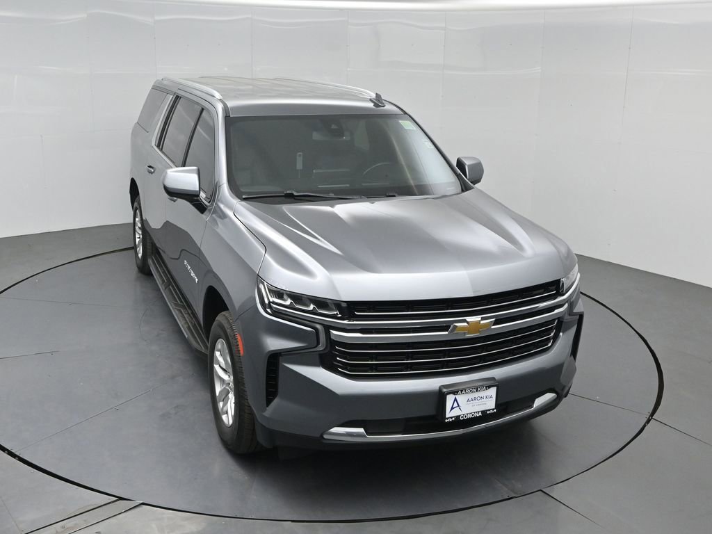 Used 2021 Chevrolet Suburban LT RWD image 38