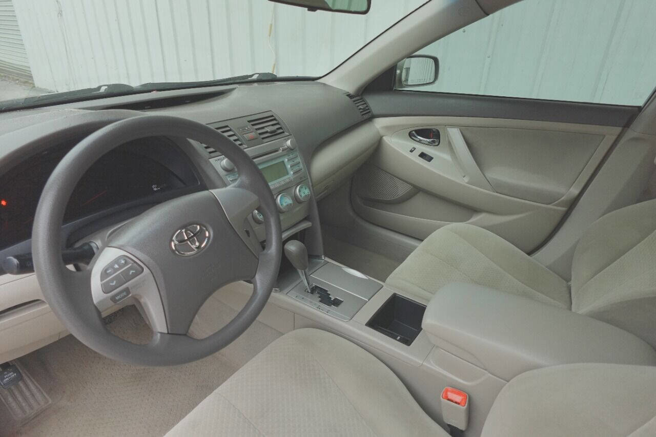 Used 2007 Toyota Camry LE FWD image 13