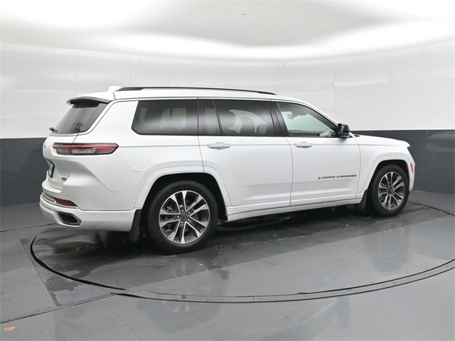 Used 2022 Jeep Grand Cherokee L Overland w/ Advanced Protech Group III image 3