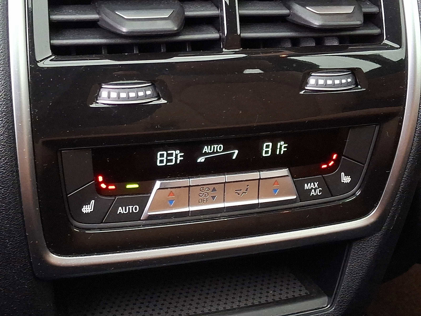 Used 2023 BMW X7 xDrive40i w/ M Sport Package image 12