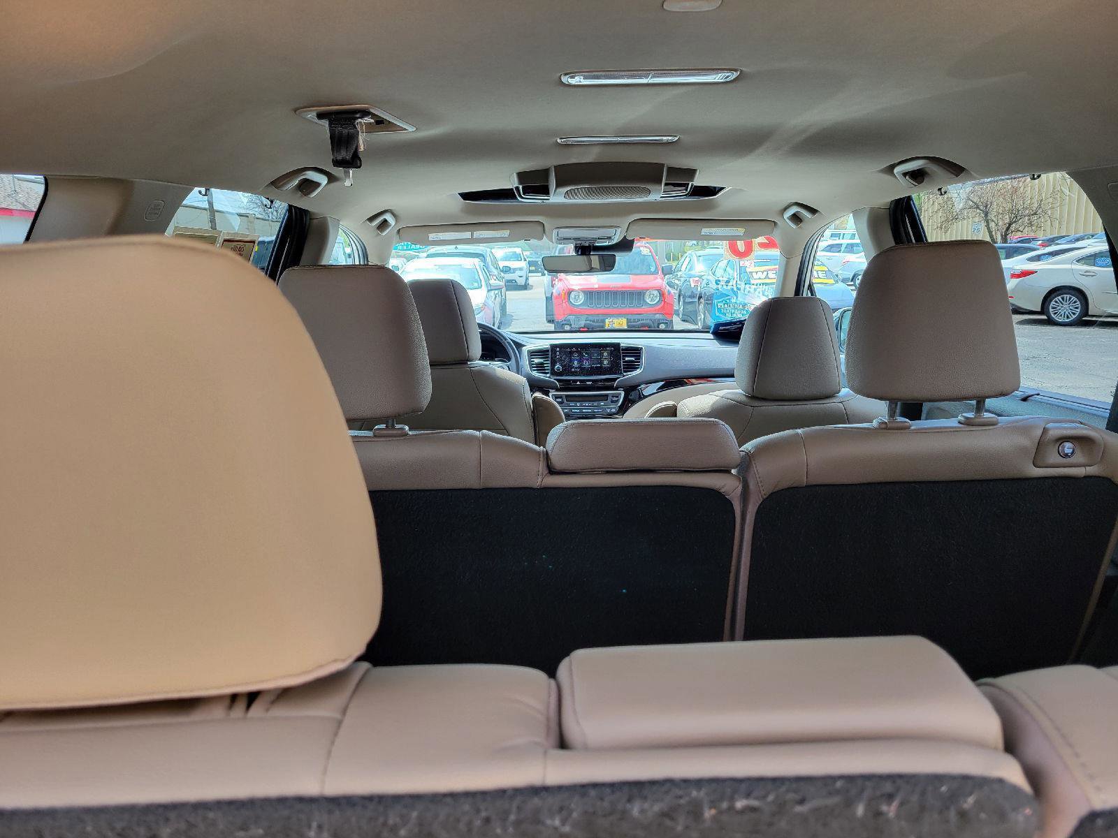 Used 2020 Honda Pilot Touring image 38
