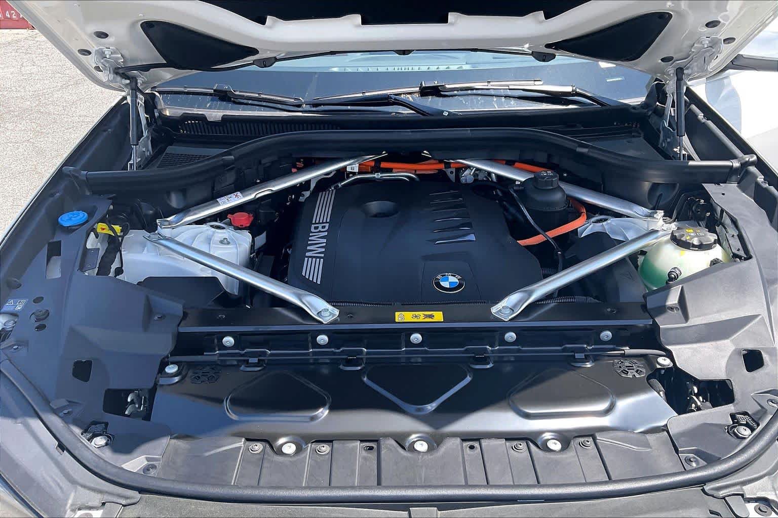 New 2026 BMW X5 xDrive50e AWD/4WD image 16