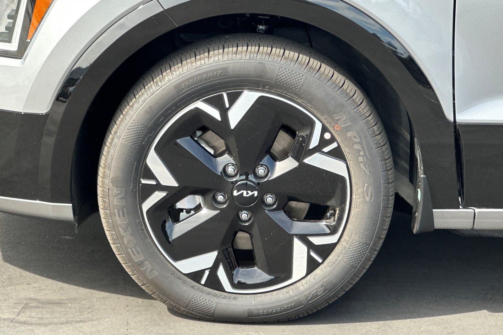 New 2026 Kia Niro Wind FWD image 26