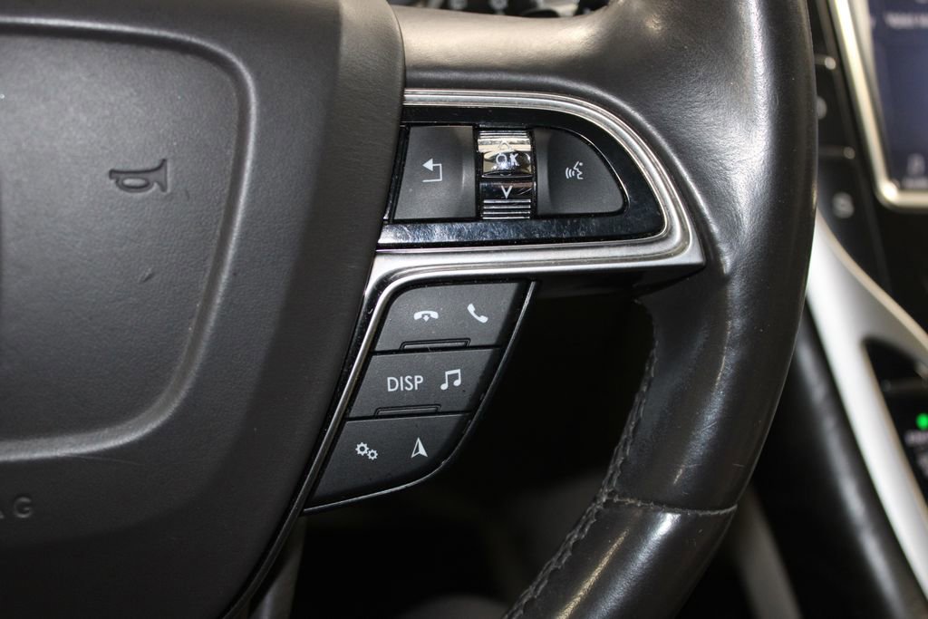 Used 2020 Lincoln Nautilus Reserve w/ Equipment Group 201A image 22