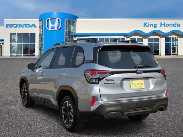 Used 2025 Subaru Forester Premium w/ Convenience Package #1 image 12