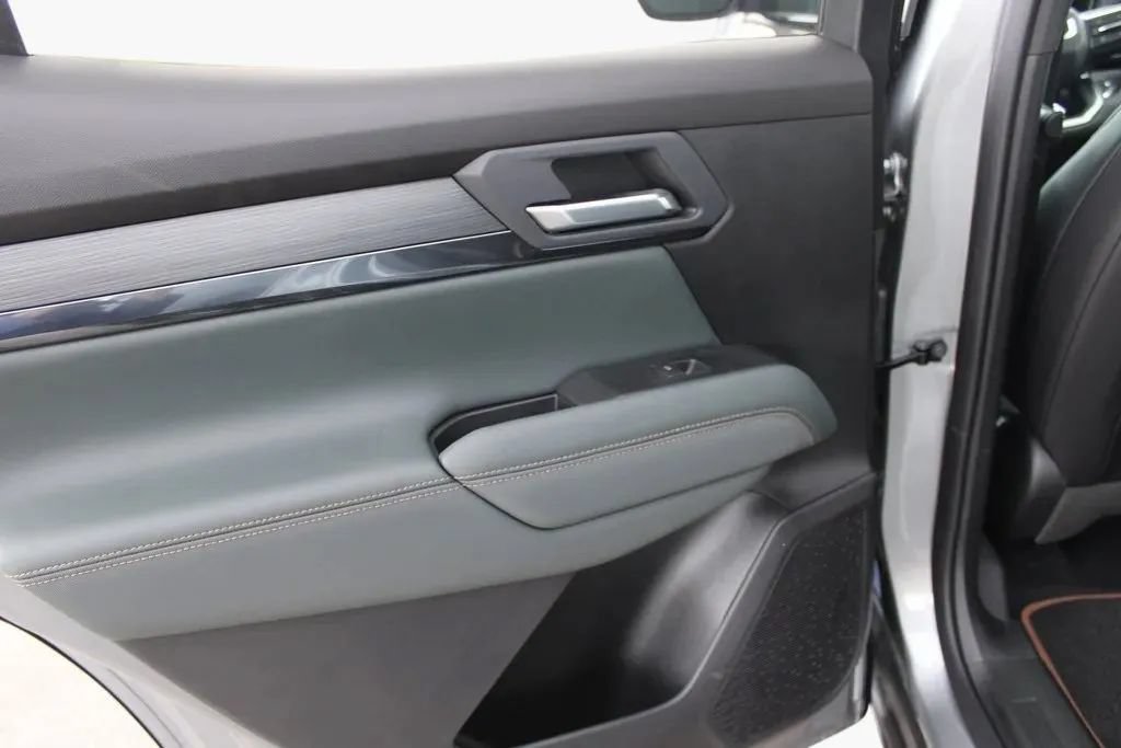 New 2026 GMC Terrain AT4 AWD/4WD image 20