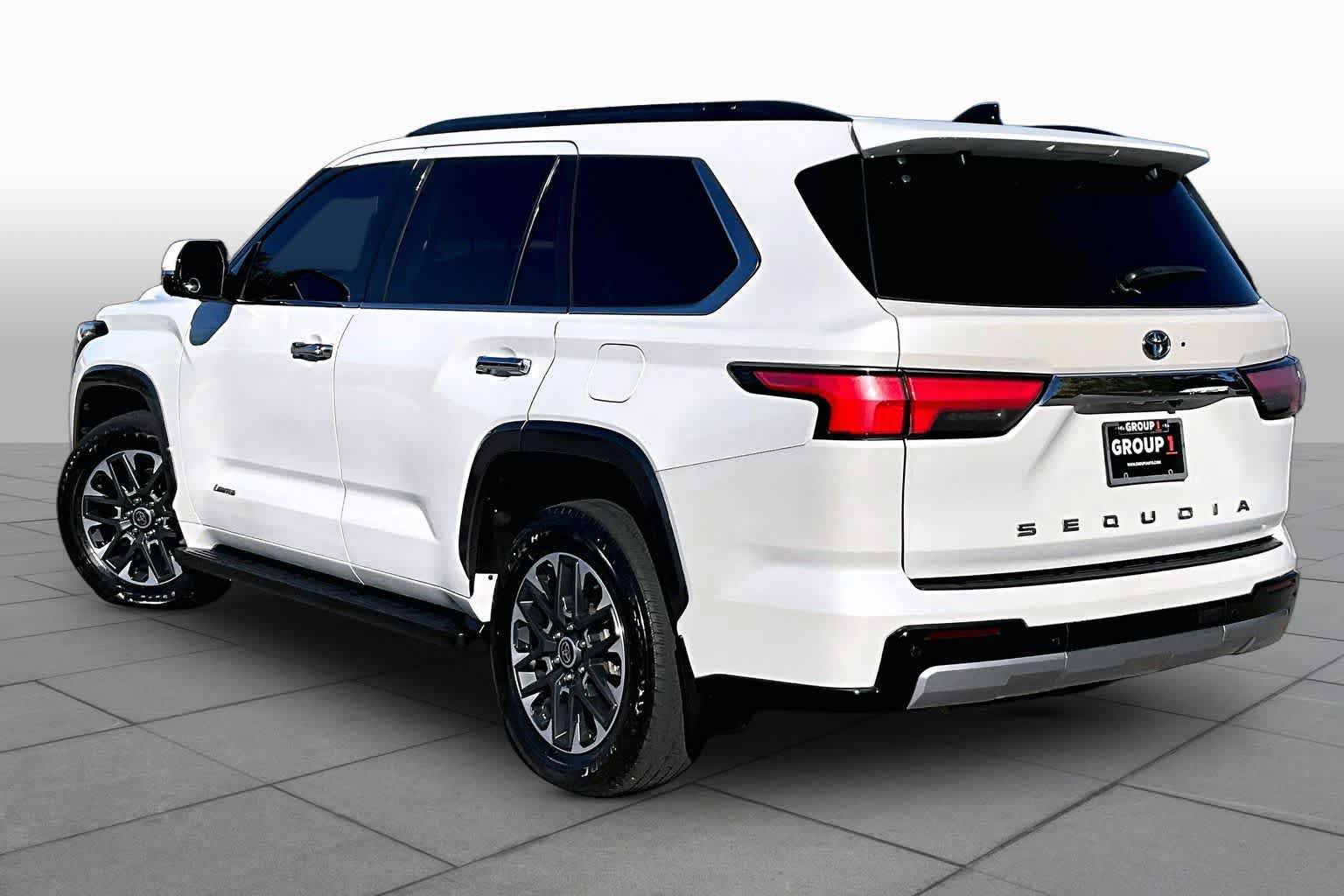 Used 2023 Toyota Sequoia Limited AWD/4WD image 11