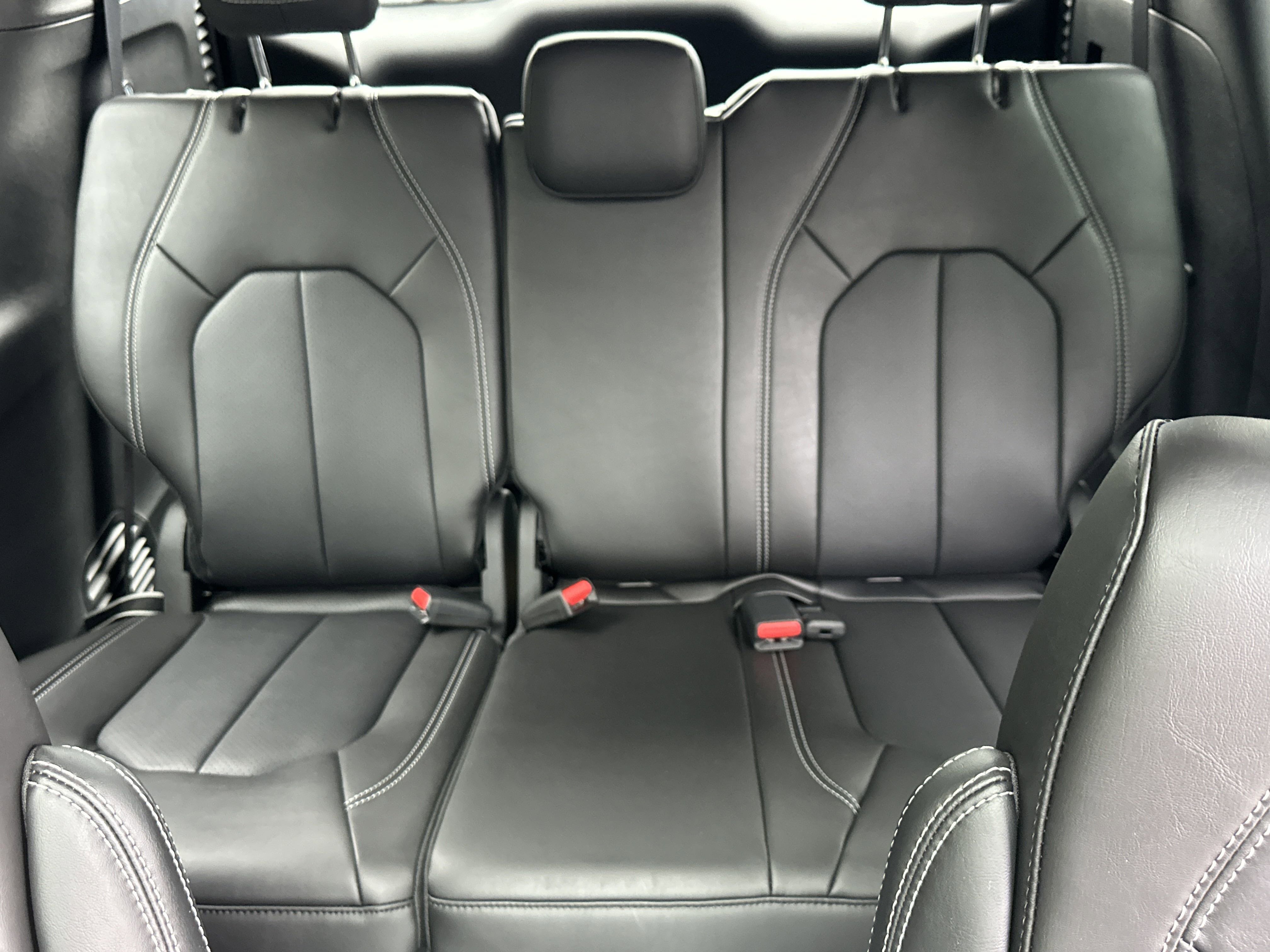 New 2026 Chrysler Pacifica Select image 32