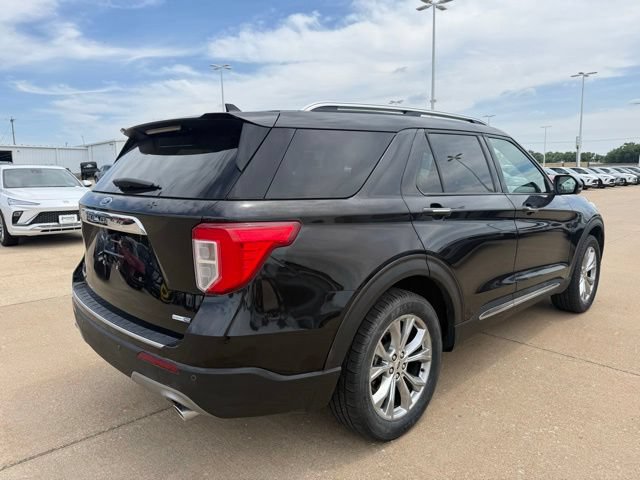 Used 2020 Ford Explorer Limited AWD/4WD image 3