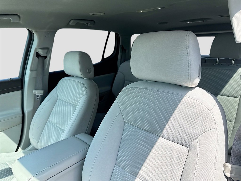 Used 2021 GMC Acadia SLE image 12