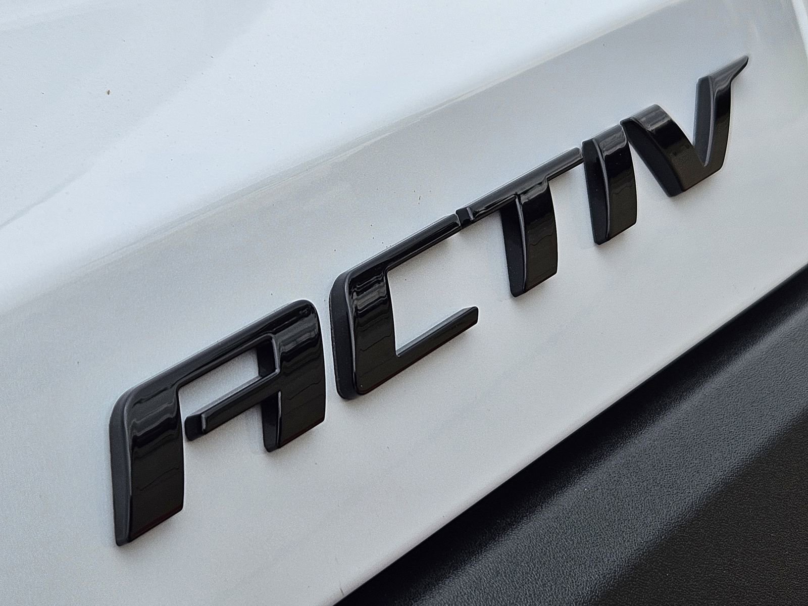 New 2026 Chevrolet Equinox ACTIV w/ Convenience Package III FWD image 14